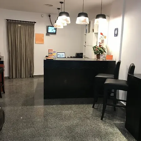 In Alojamento de Acomodação e Pequeno-almoço 2*